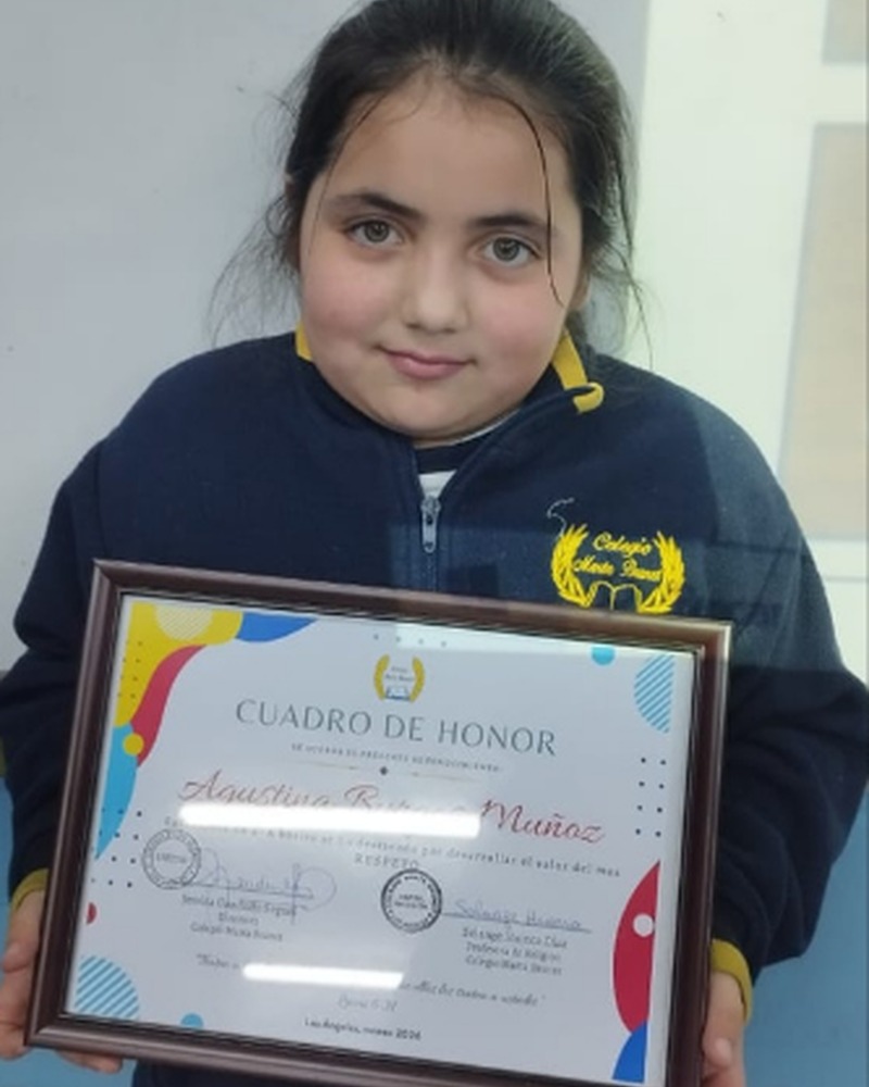 AGUSTINA PAZ BURGOS MUÑOZ - 2° Básico A