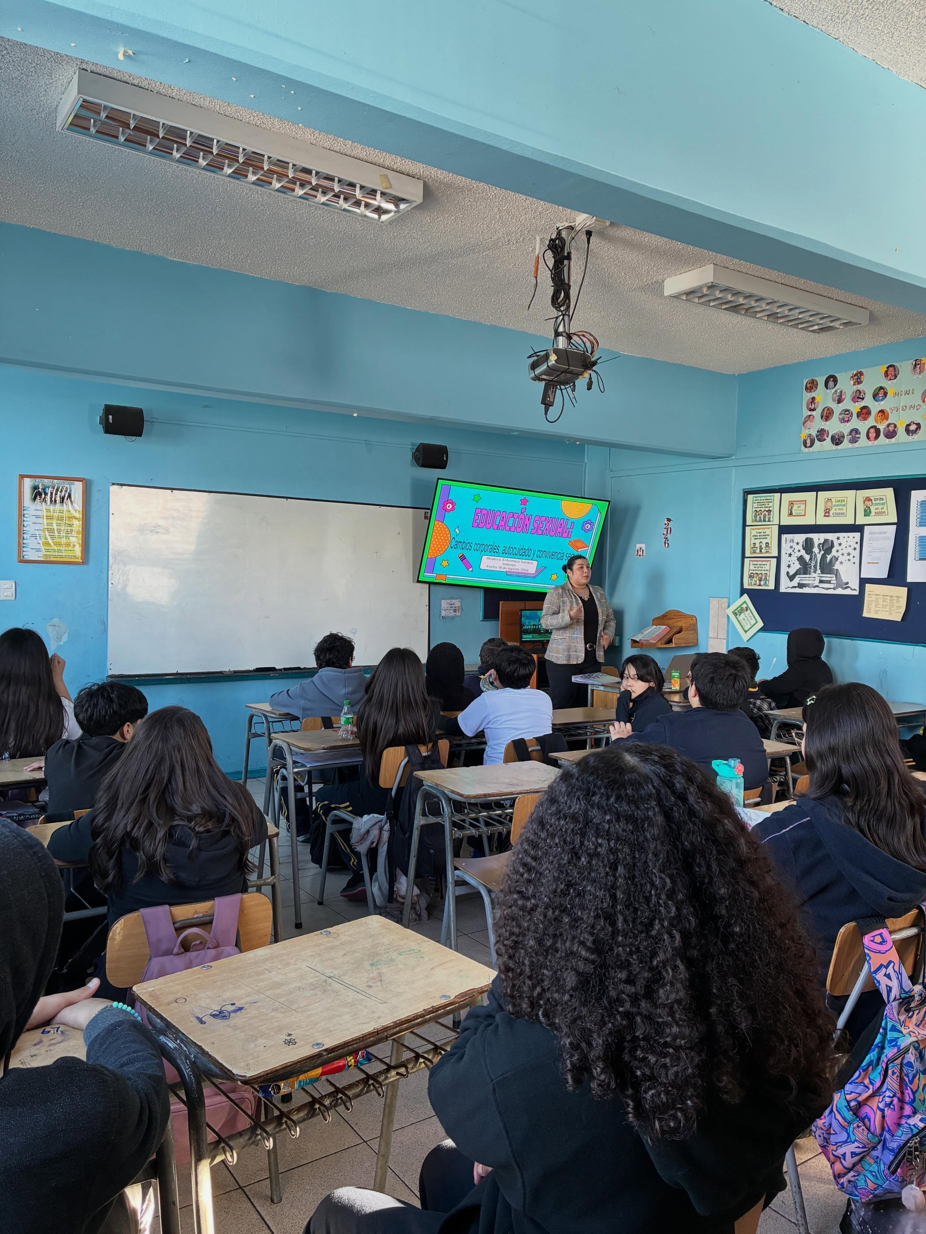 Hoy nuestros estudiantes de 6º básico participaron en una enriquecedora charla de Educación Sexual, a cargo de la profesional enfermera Tamara Sobarzo🩺
